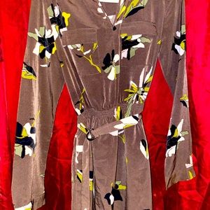 Floral brown and tan and black green green comfortable dress with pockets